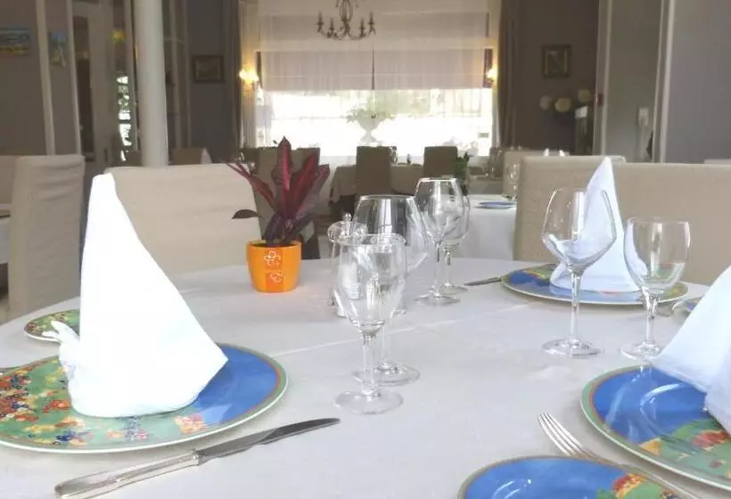 スタンダードルーム, Hôtel Restaurant Le Relais