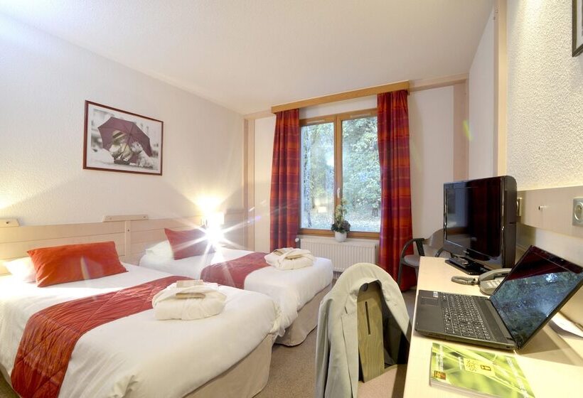 Номер Стандарт, Le Bois Dormant Hôtel Restaurant & Spa Logis Hôtel