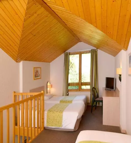 スタンダード4人部屋, Le Bois Dormant Hôtel Restaurant & Spa Logis Hôtel