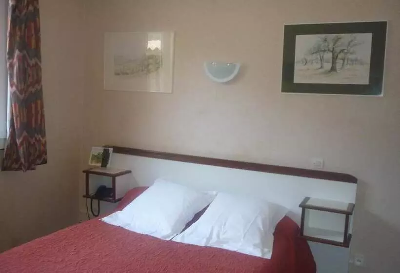 スタンダードルーム, Logis Hotel Le Relais Du Serre