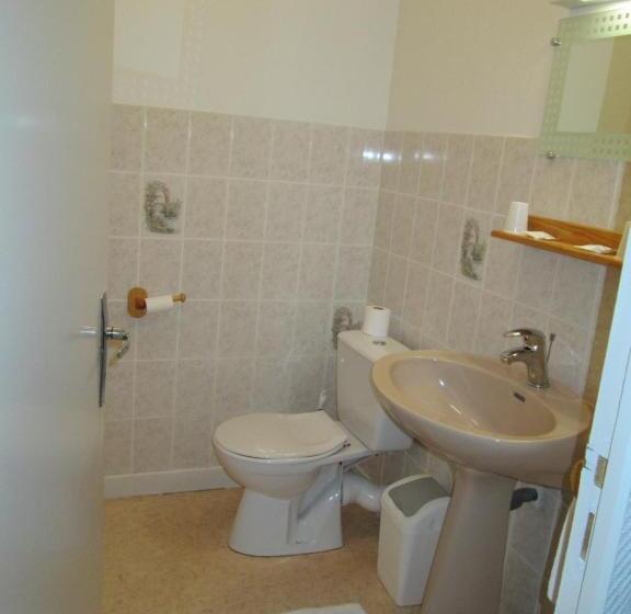 스탠다드 룸, Logis Hôtel Beauséjour