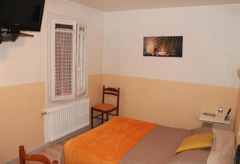 4인용 스탠다드 룸, Logis Hôtel Beauséjour