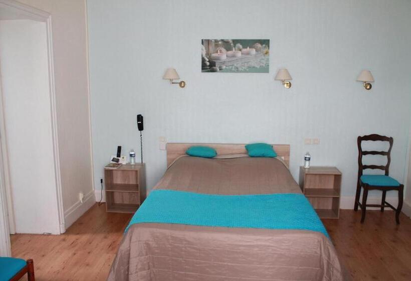 4인용 스탠다드 룸, Logis Hôtel Beauséjour