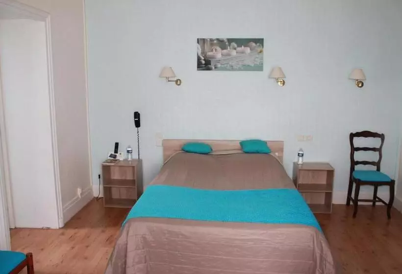 スタンダード４人部屋, Logis Hôtel Beauséjour