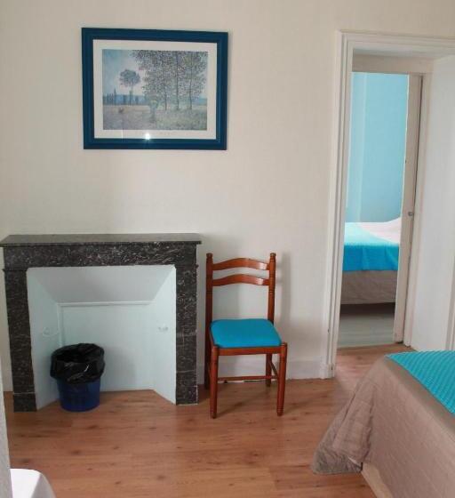 4인용 스탠다드 룸, Logis Hôtel Beauséjour