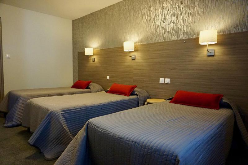 스탠다드 트리플 룸, Logis Hôtel Restaurant Clair Cottage, Chisseaux   Chenonceaux