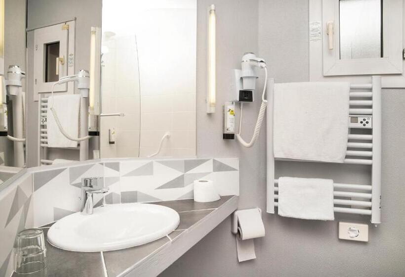 غرفة قياسية داخلية, Logis Hôtel Restaurant Du Lion D Argent Et Des Tanneries