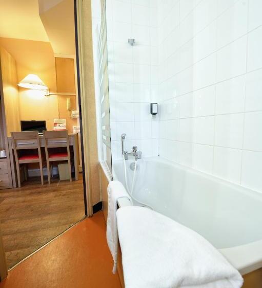 غرفة قياسية داخلية, Logis Hôtel Restaurant Du Lion D Argent Et Des Tanneries