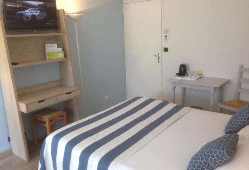 غرفة قياسية مطلّة علي الحديقة, Logis Hôtel Restaurant Du Lion D Argent Et Des Tanneries