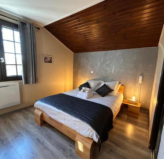 غرفة قياسية, Logis Le Relais De La Voie Sacrée