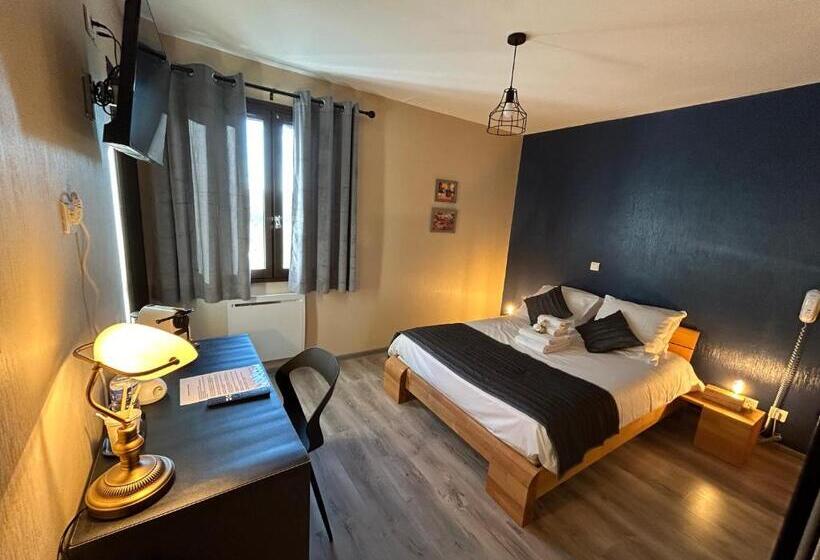 غرفة قياسية, Logis Le Relais De La Voie Sacrée