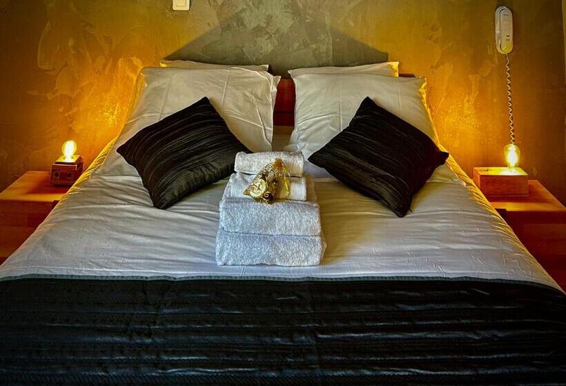 غرفة قياسية, Logis Le Relais De La Voie Sacrée