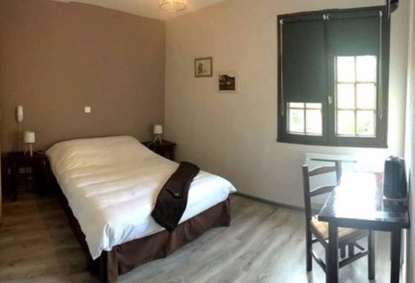 غرفة قياسية, Logis Le Relais De La Voie Sacrée
