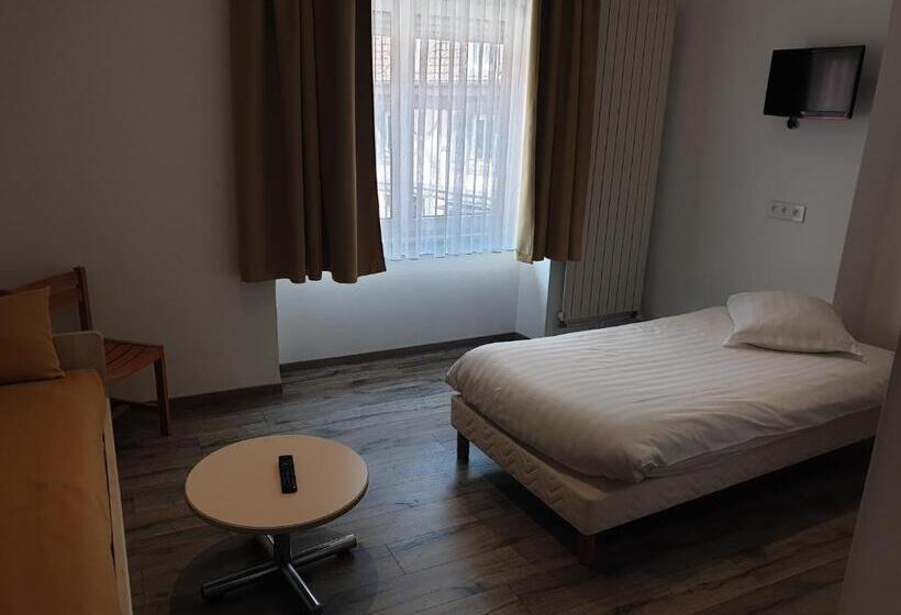 חדר סטנדרט עם סלון, Logis Hotel Restaurant Le Faudé