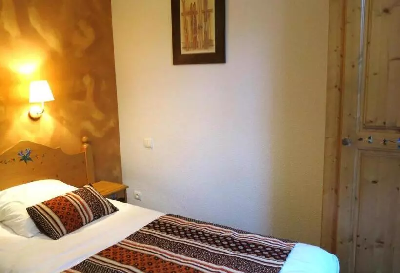 スタンダードシングルルーム, Logis Hôtel Les Peupliers