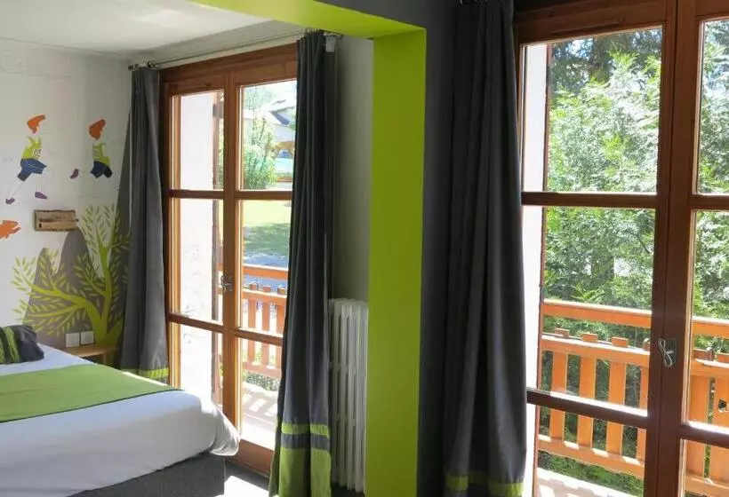 スーペリアールーム, Logis Hôtel Les Peupliers