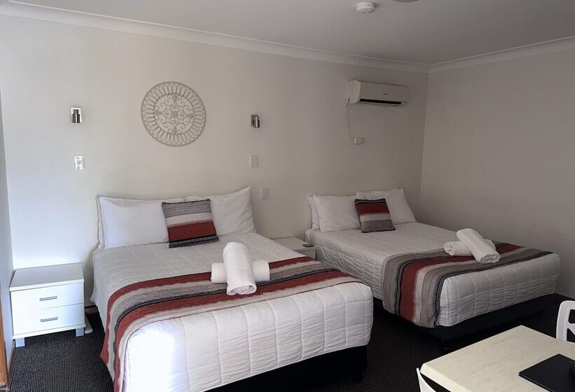 اتاق لوکس, Karuah Motor Inn