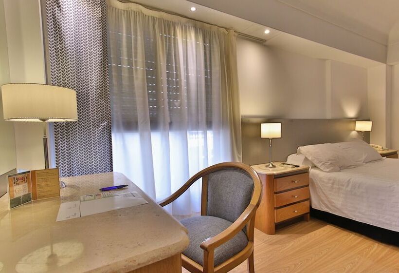 اتاق سوپریور سه تخته, Gran Hotel Paraná