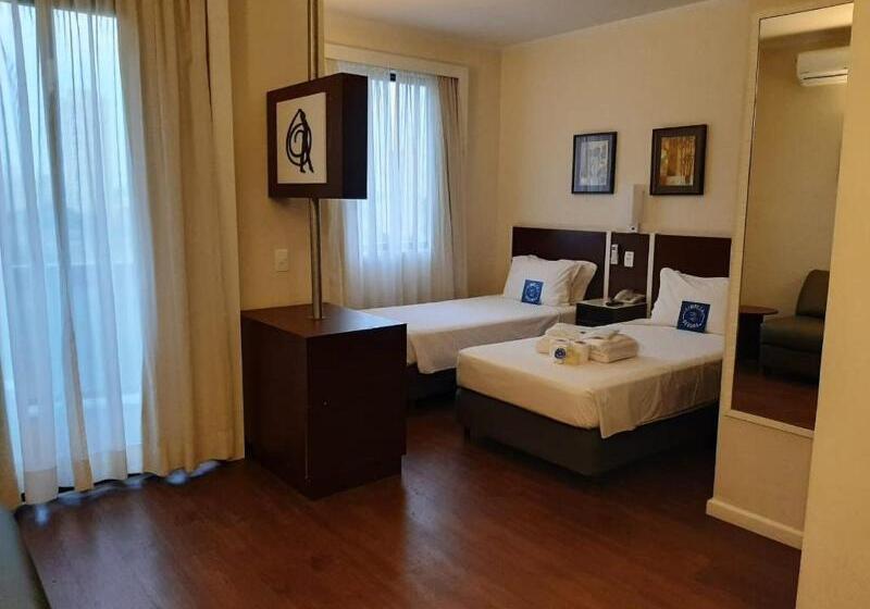 Camera Deluxe, Blue Tree Towers Analia Franco  Tatuape