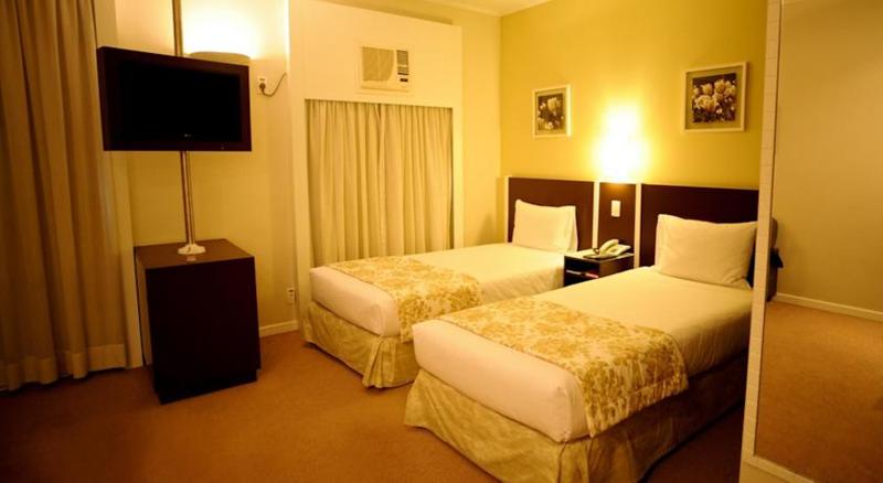 Camera Deluxe, Blue Tree Towers Analia Franco  Tatuape