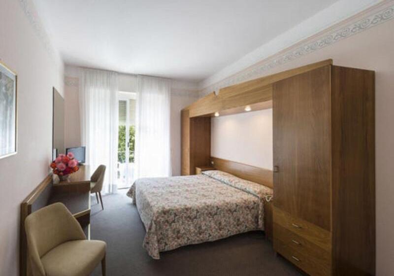 Camera Deluxe, Blue Tree Towers Analia Franco  Tatuape