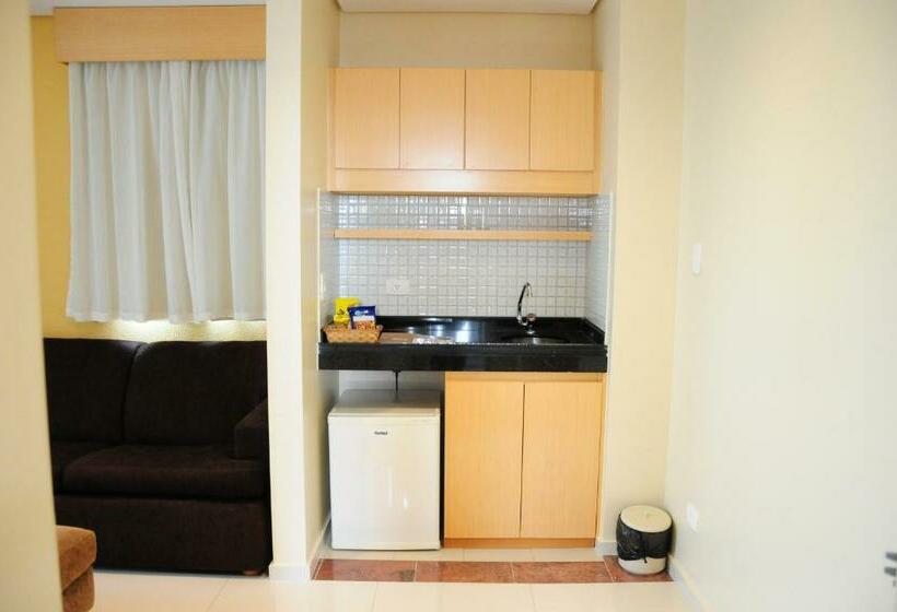 سوییت, Brasilia Santana Gold Flat