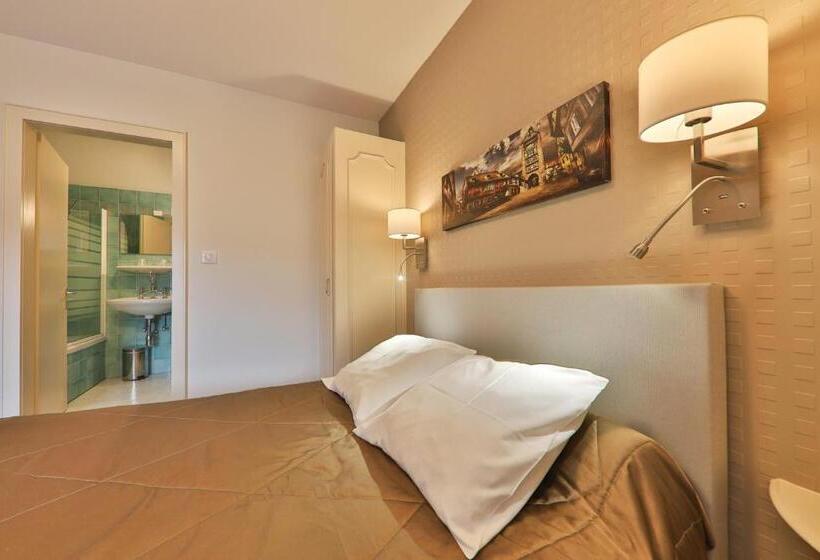 스탠다드 룸, Hôtel Bar Des Vosges