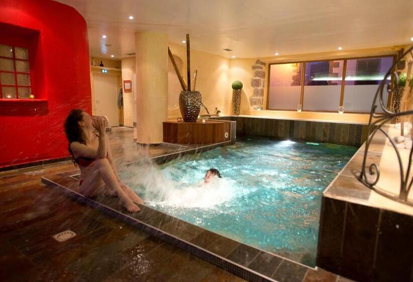 Номер Basic, Hôtel Spa Mendi Alde