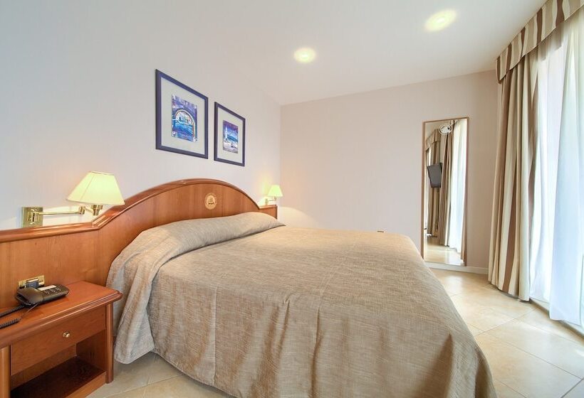 غرفة سوبيريور مطلّة علي البحر, Kanajt