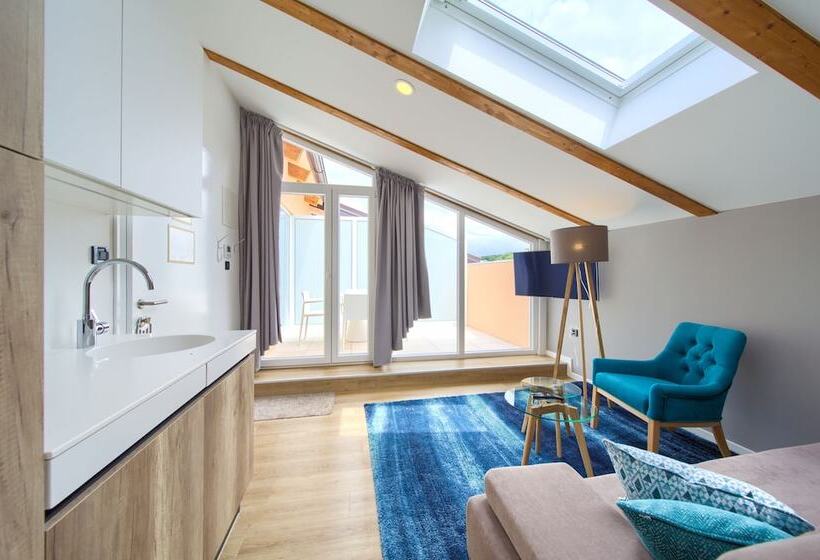 شقة غرفة واحدة, Kanajt