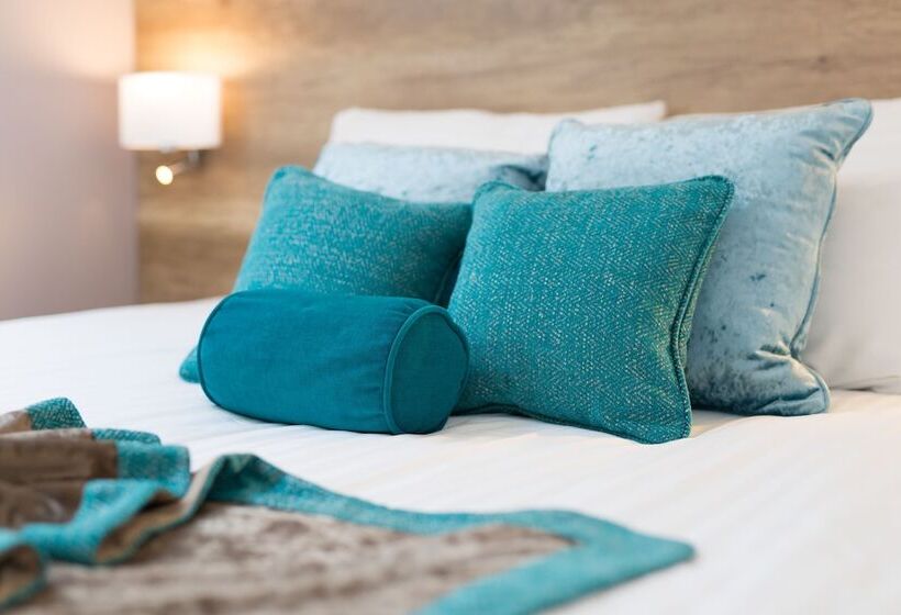 شقة غرفة واحدة, Kanajt