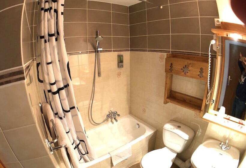 اتاق استاندارد با تخت دوبل, Le Soly