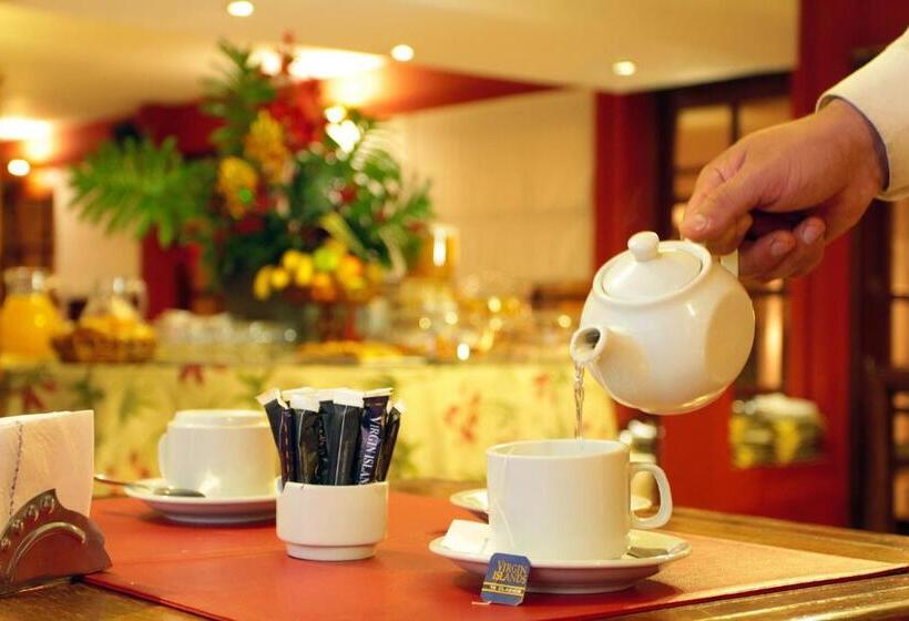 غرفة قياسية رباعية, Libertador