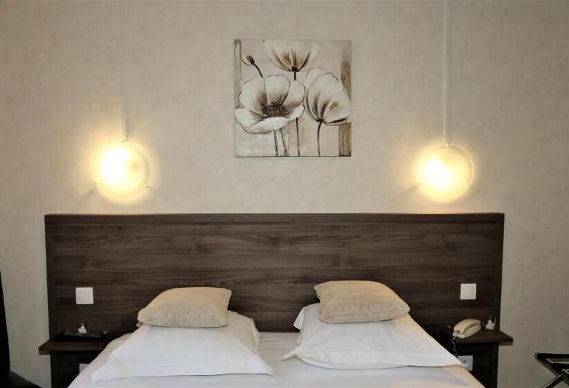 חדר סטנדרט יחיד, Logis L'ecu De France