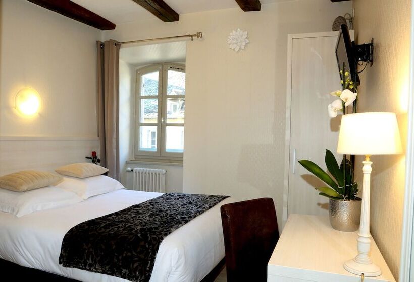 חדר סטנדרט, Logis L'ecu De France