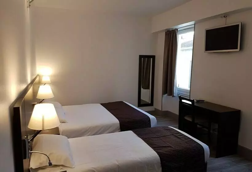 اتاق استاندارد سه نفره, Nevers