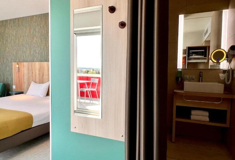 コンフォートトリプルルーム, The Originals City, Hôtel Le Puech, Narbonne