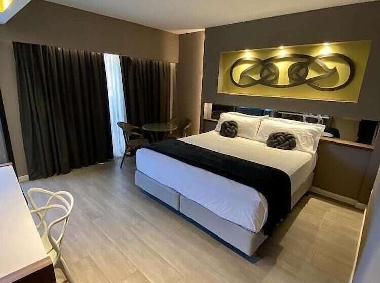 Номер Deluxe с Балконом, Up Congreso