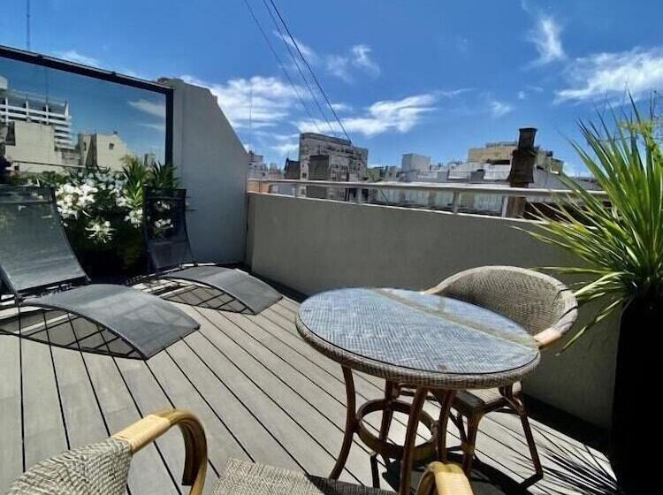 Номер Deluxe с Террасой, Up Congreso