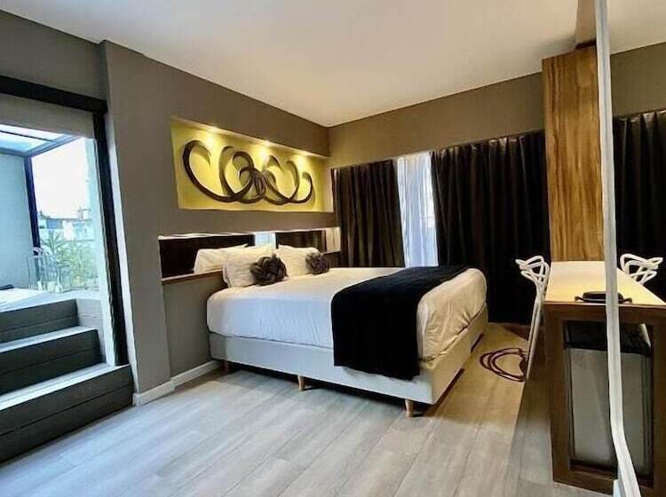 Номер Deluxe с Террасой, Up Congreso