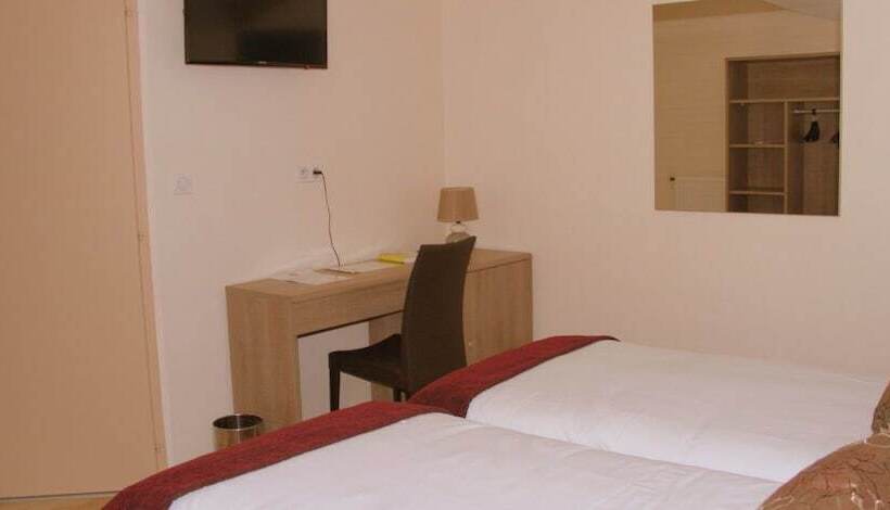 غرفة كومفورت, Logis Hotel Restaurant Le Grand Turc