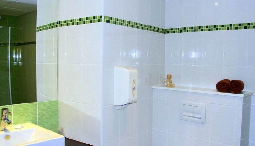 غرفة كومفورت, Logis Hotel Restaurant Le Grand Turc