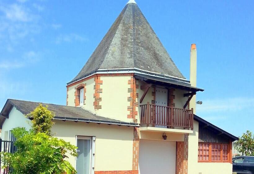 جناح عائلي, Logis Hotel Restaurant Le Grand Turc