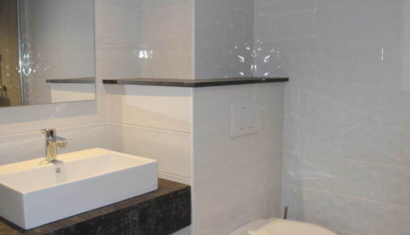 غرفة كومفورت, Logis Hotel Restaurant Le Grand Turc