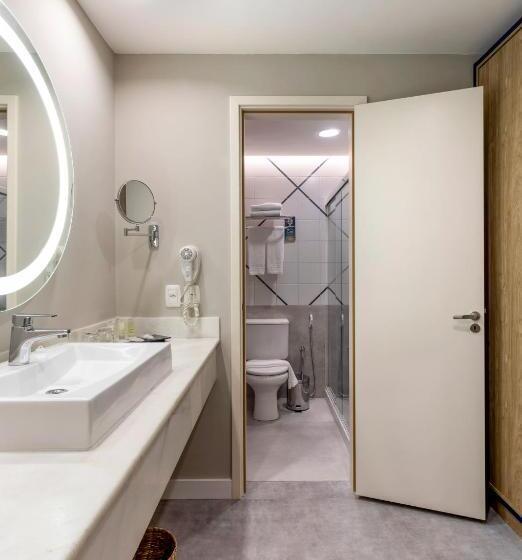 Номер Deluxe Кровать Кинг, Novotel Salvador Rio Vermelho