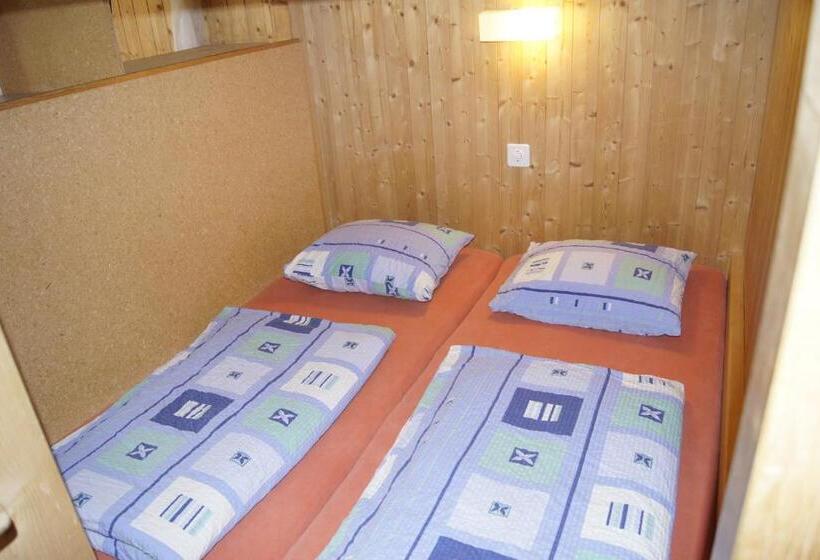 패밀리 룸, Bärghuus Axalp