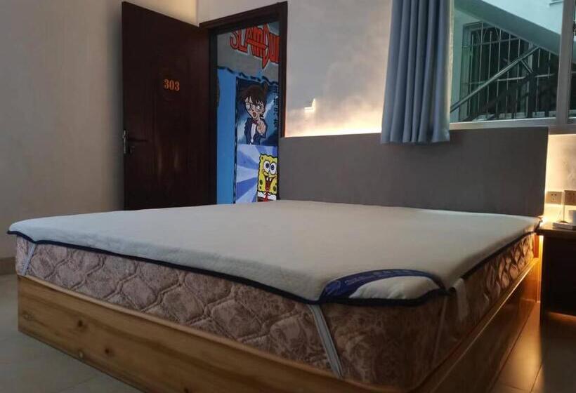 Camera Familiare, Tulou Panda Homestay