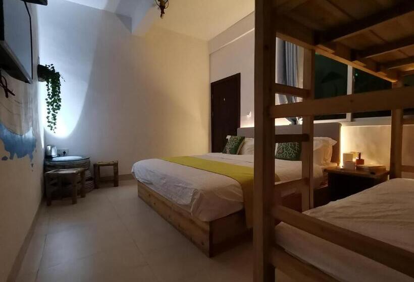 Семейный Номер, Tulou Panda Homestay