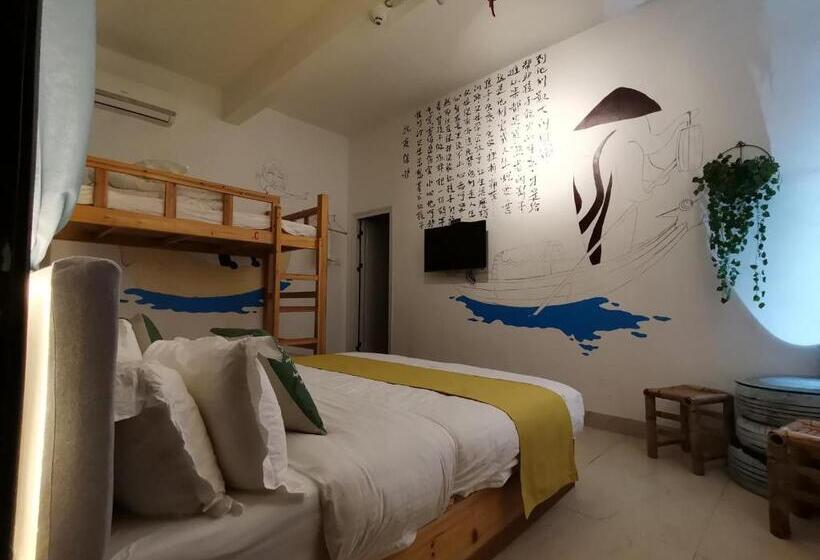 Quarto Familiar, Tulou Panda Homestay
