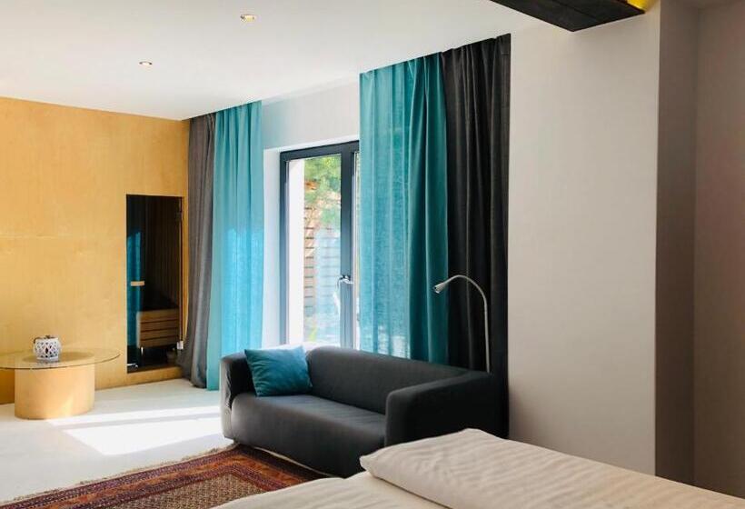 Номер Superior с Террасой, Barcelona Rooms